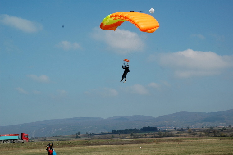 sky/2008-10-18-Paracin
